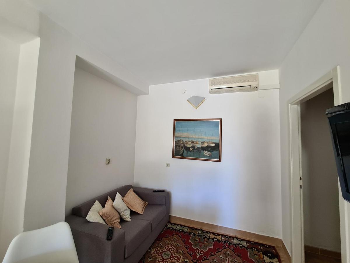 Apartments Srzic No1 Макарска Экстерьер фото