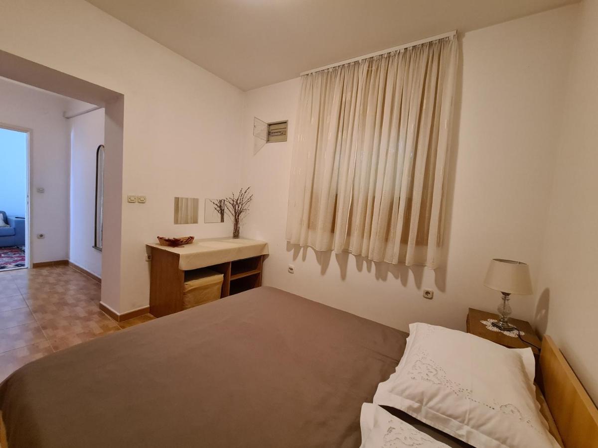Apartments Srzic No1 Макарска Экстерьер фото