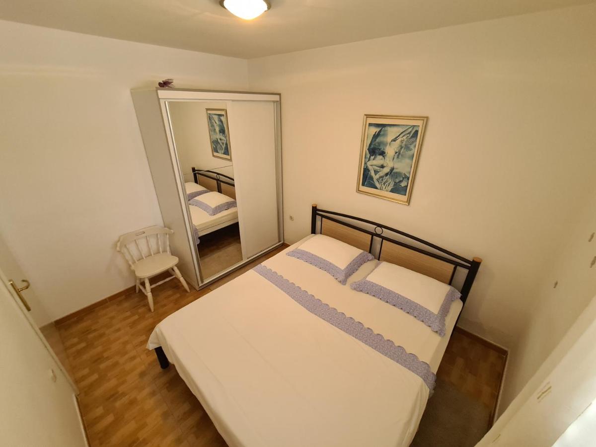 Apartments Srzic No1 Макарска Экстерьер фото